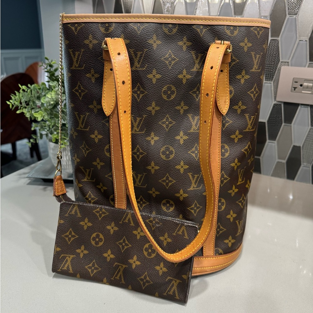 Louis Vuitton large bag with wallet